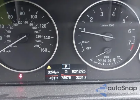 2015 BMW 328 Xi z USA, uszkodzony, nr VIN WBA3B3C59FF546914